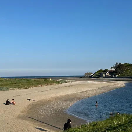 Cozy Coastal * Bettystown